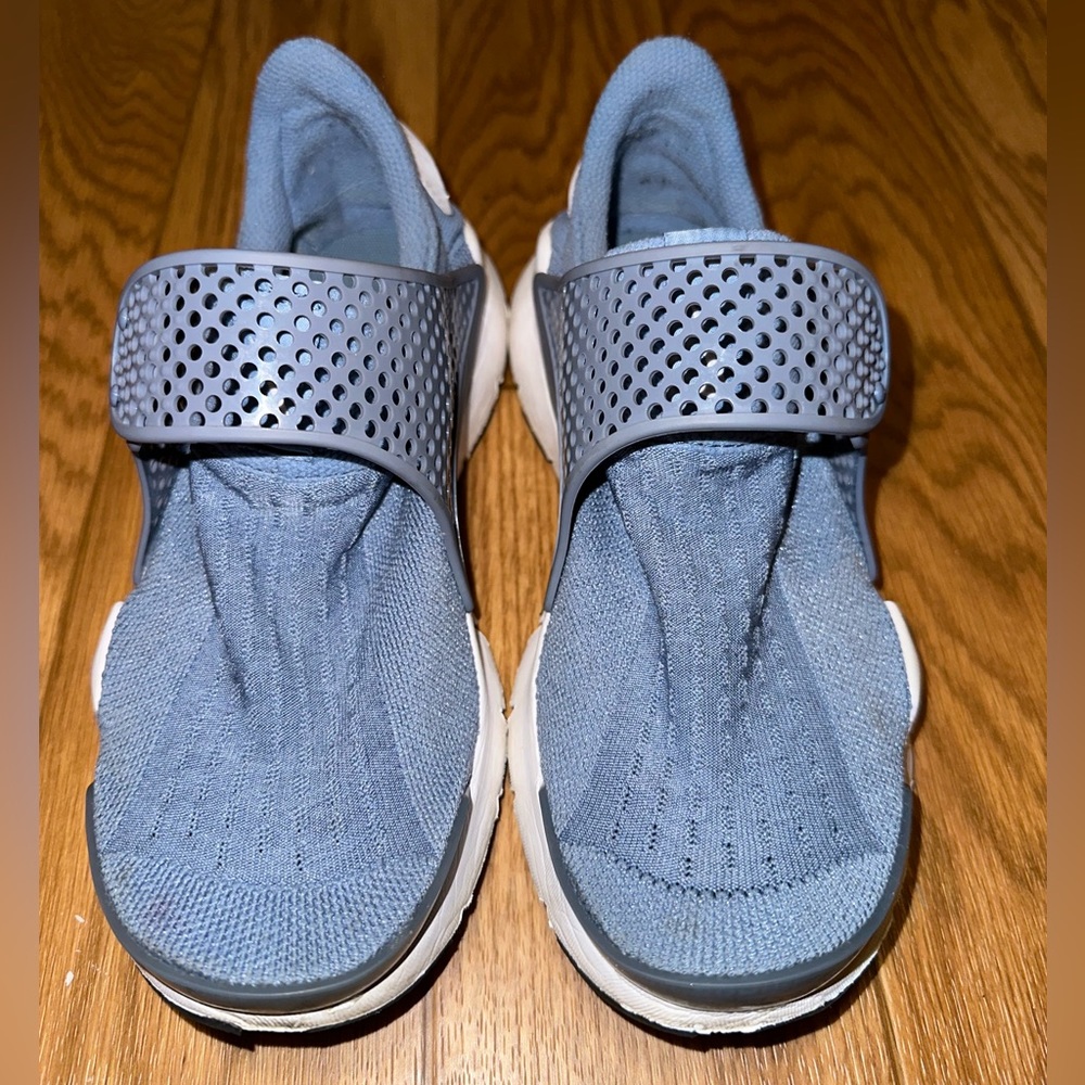 Nike Sock darts